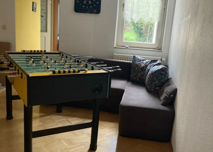 Apartment Premium Ruhiges Ganzes 90 M 2 Schlafzimmer Grosse Kueche Wohnzimmer Duisburg